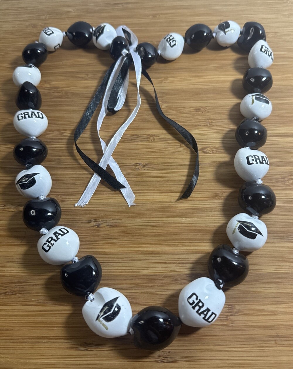 Hawaiian Kukui Nut Graduation Lei Black White GRAD Cap Graduate Ribbon